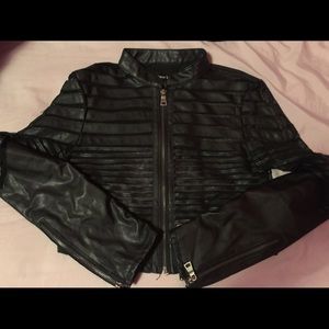 Mini leather jacket!🤗